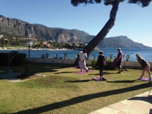 cours-yoga-plein-air-delcloy